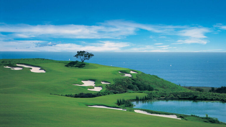 Featured Course: Pelican Hill Golf Club